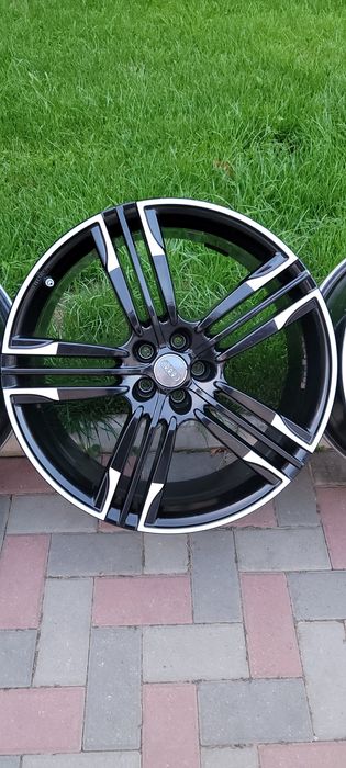 Jante bicolore r 22 audi Q8,Q7,touareg 3CR