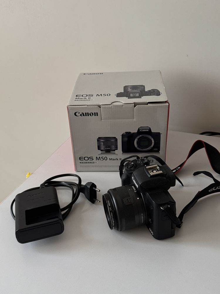 камера Canon EOS M50 Mark II