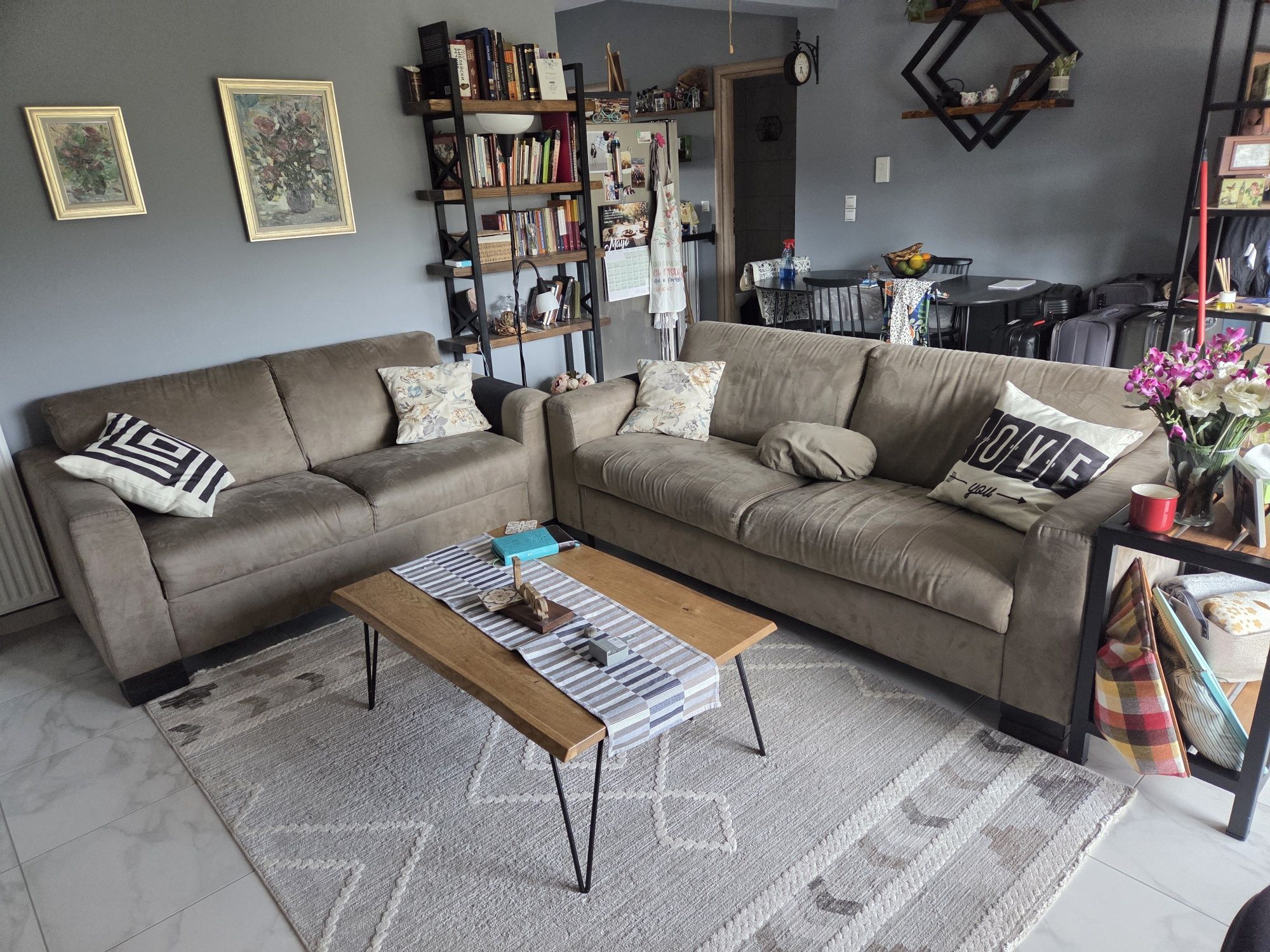 Гарнитура дивани NATUZZI алкантра