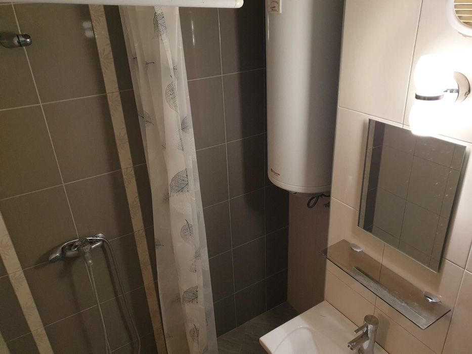 Дава се под наем Двустаен апартамент в Бургас, Меден рудник - зона А - 70 кв.м за 280.5 € - Снимка #4