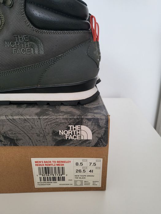 Ghete The North Face Back-To-Berkeley, în cutia originală, ca și noi