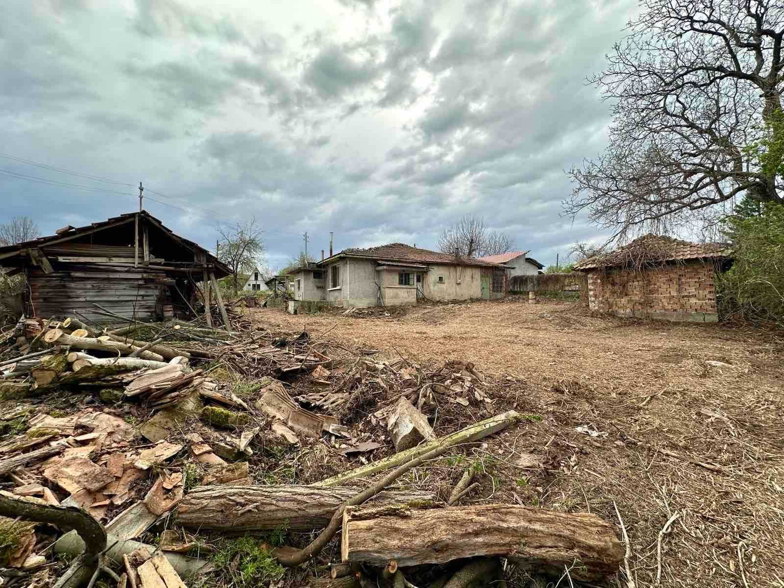 Къща за продажба в село Церова Кория