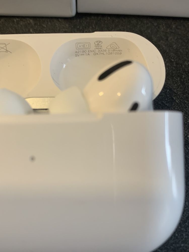 AirPods Pro full box