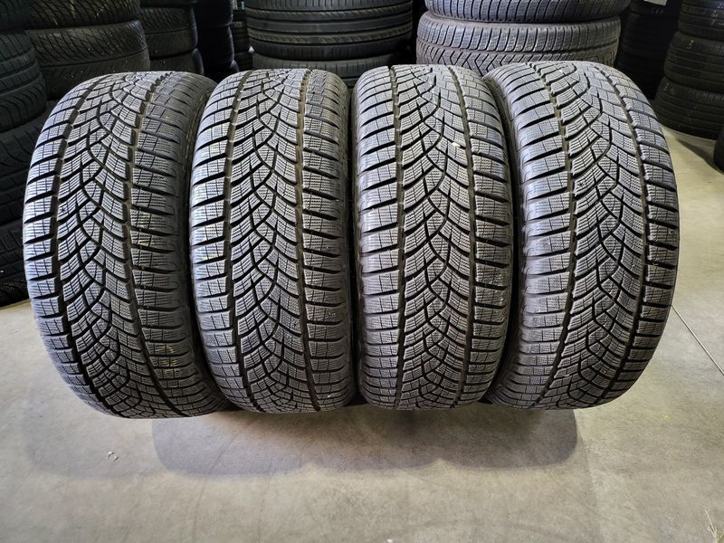 255/45/20 GOODYEAR 4бр