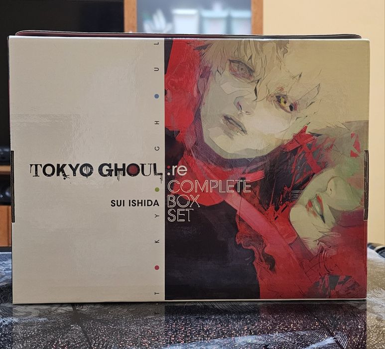 Продавам Tokyo Ghoul:Re Manga Box