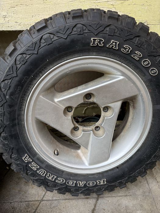 Оригинални Джанти 15 с OffRoad Гуми 205 70 15 Suzuki Jimny /Samurai