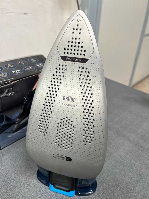 Парна ютия BRAUN TexStyle 9 SI9682.DB , 3200W