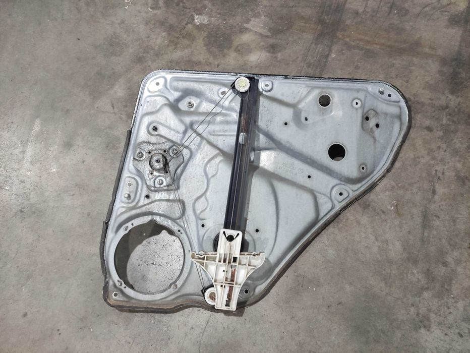Macara spate stanga dreapta manuale volkswagen passat b5.5 2001-2005