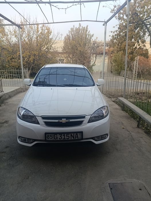 Tozza akuratni minilgan.