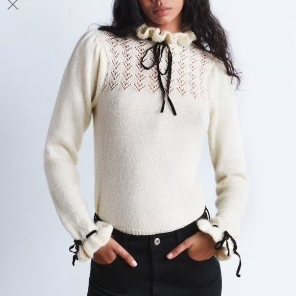 Pulover Zara cu detalii