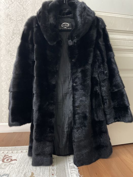Продам Норковую шубу