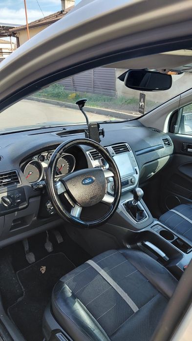 FORD KUGA 2.0TDCI 4X4 панорамен таван 2009г Ръчни скорости 6