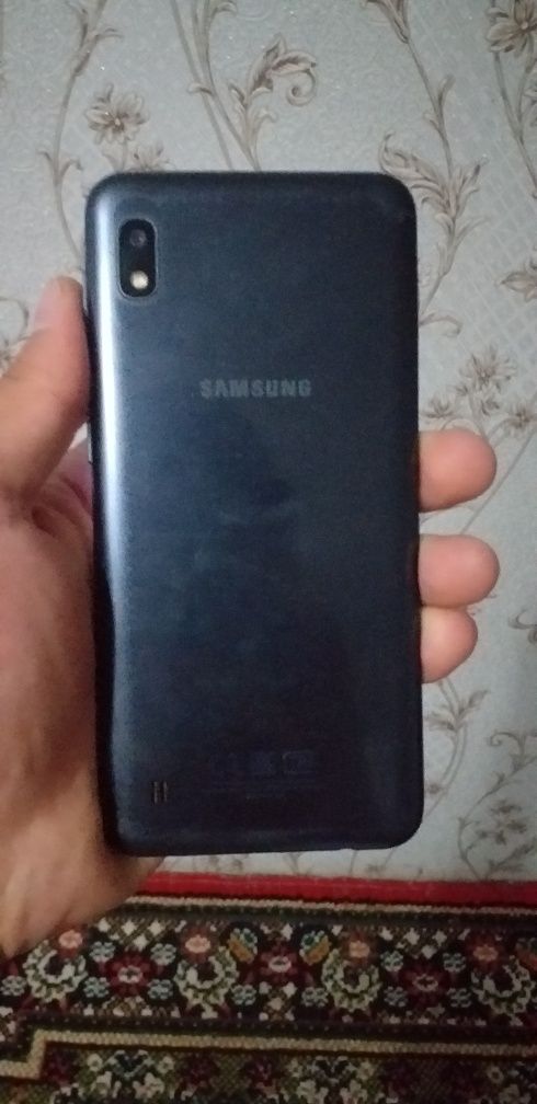 Samsung  a10  2/32