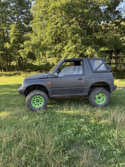 Suzuki vitara.