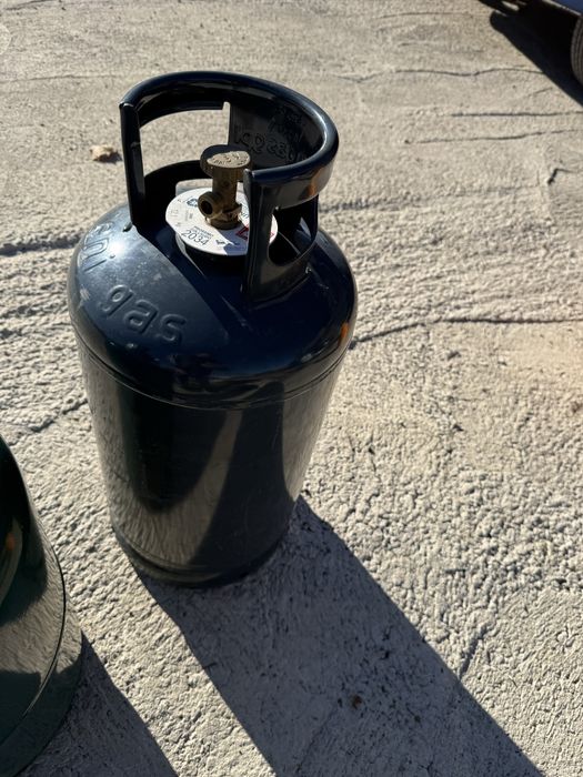 Газови бутилки (италия)