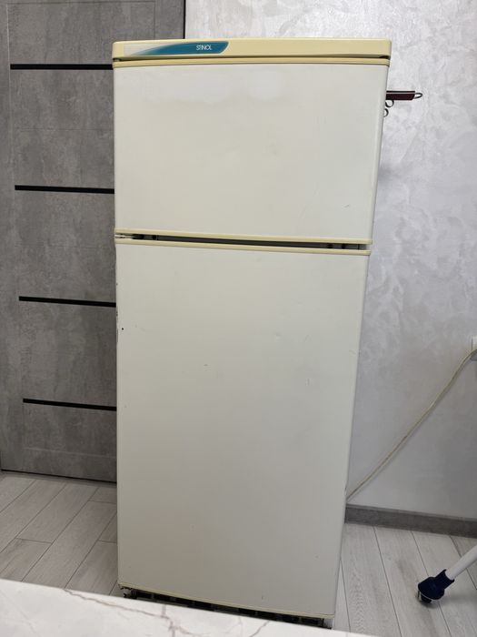 Продам холодильник б/у