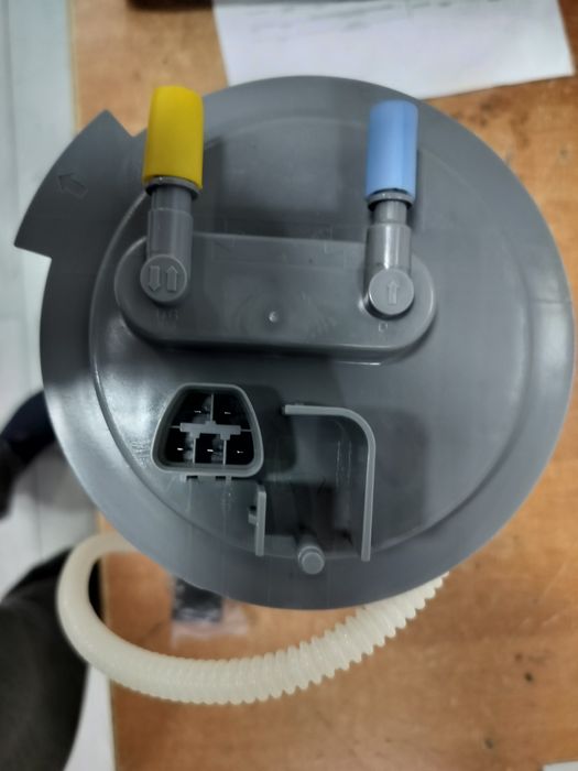 Бензонасос Chevrolet Captiva ,Opel Antara