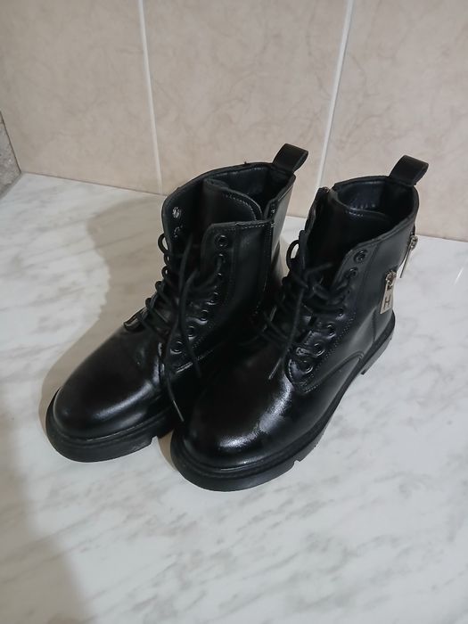 Обувь женская туфли сапожки