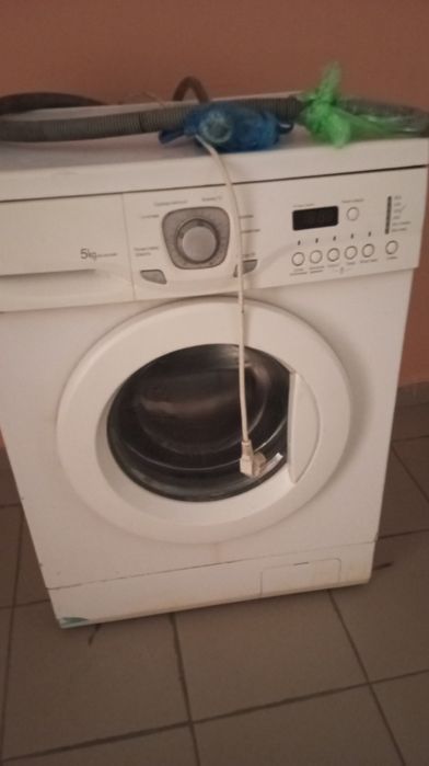 Стиральная машина продам