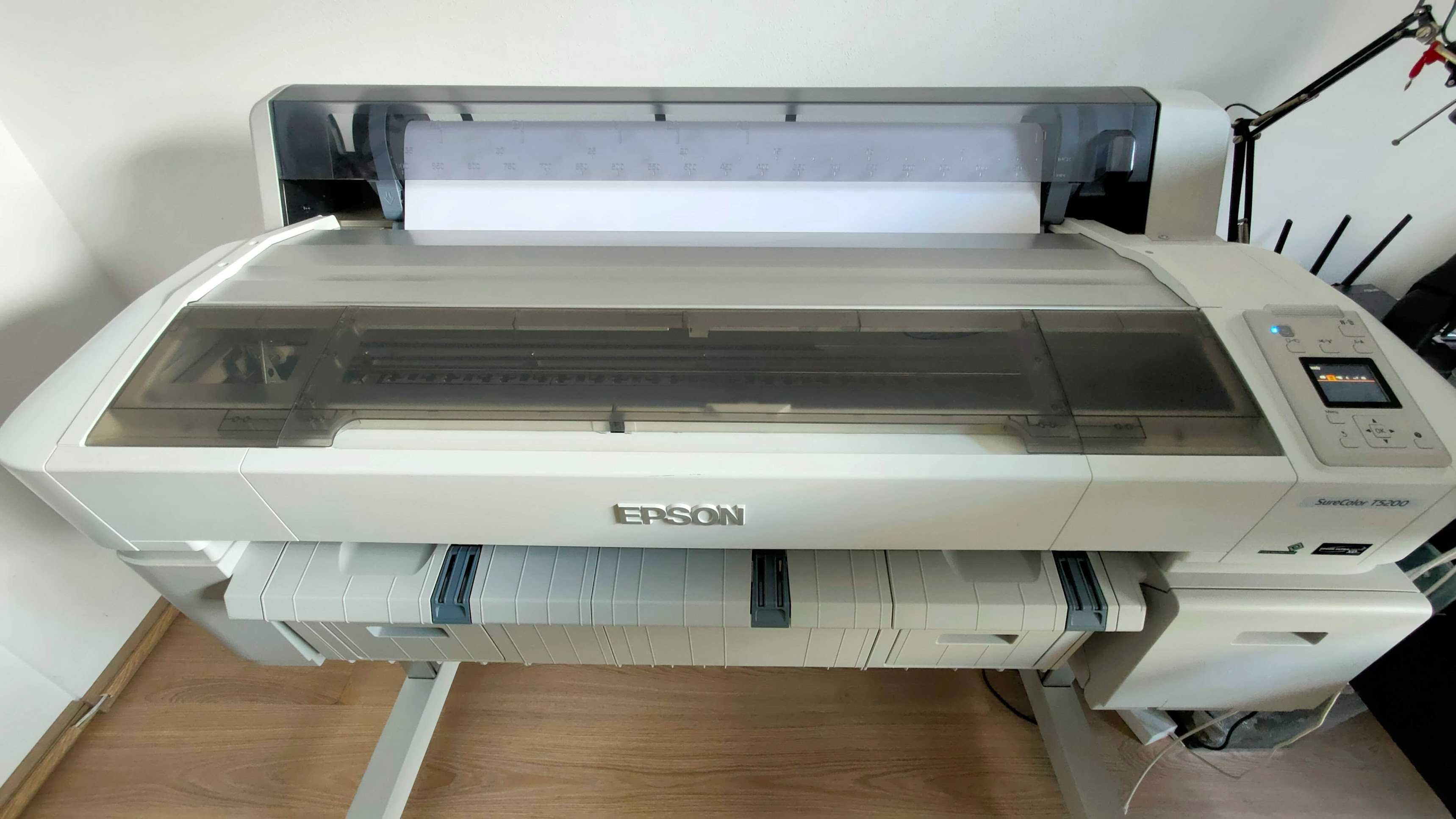 Plotter Epson SureColor T5200 PostScript, ca nou