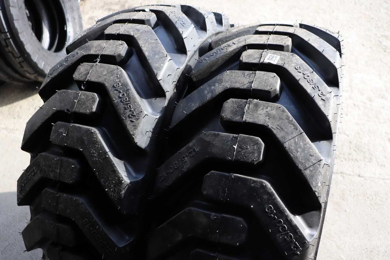 12.5/80-18 OZKA 14 pliuri anvelope noi cauciucuri pentru JCB