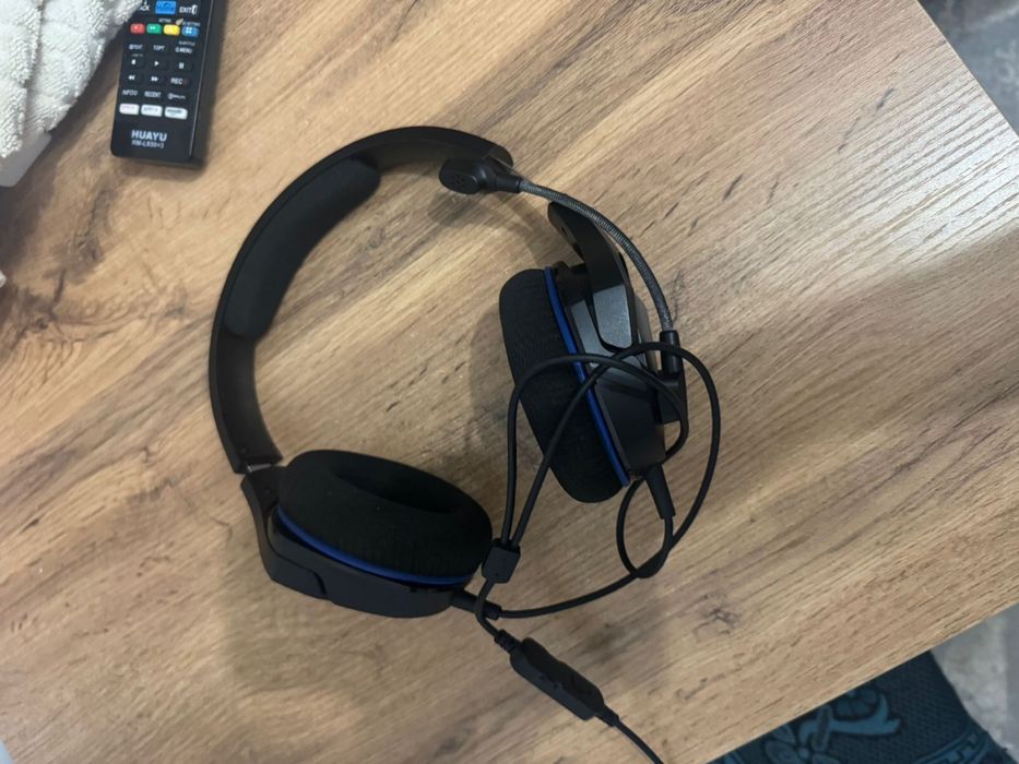 продам HyperX Cloud Stinger Core HX