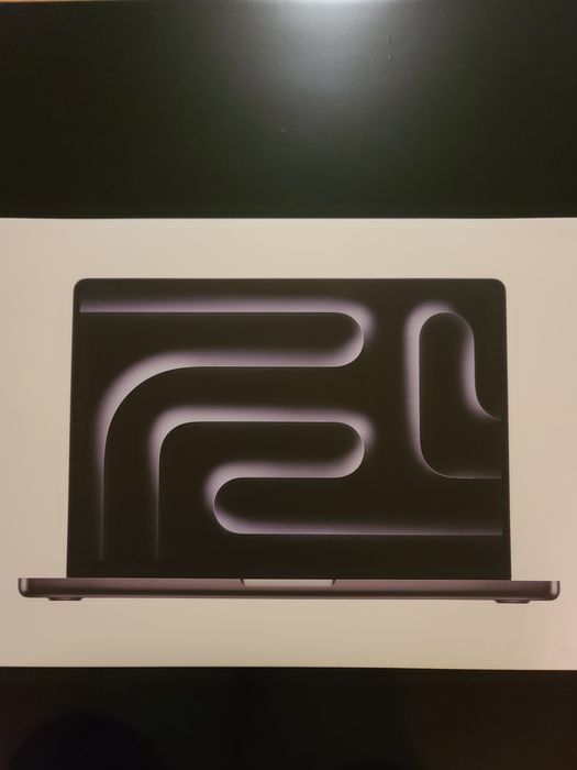 MacBook Pro M4 14-inch
