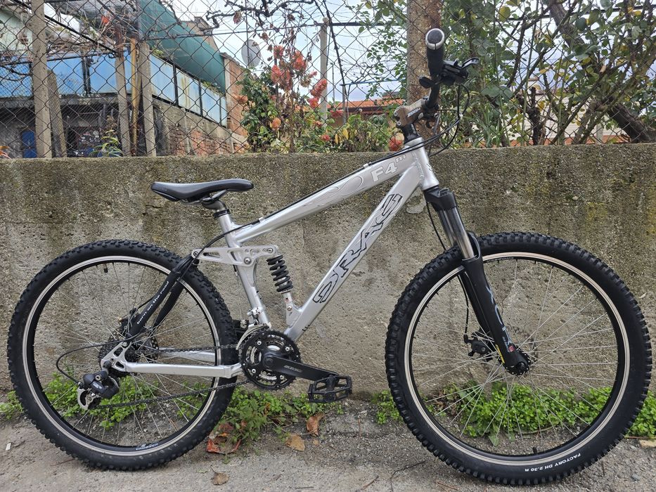 Мекица 26 цола Drag F4m Дискови Обслужен