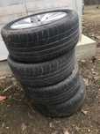 Salut vand jante bmw e 60 225 50 r17  pret 1000 jantele sunt bune