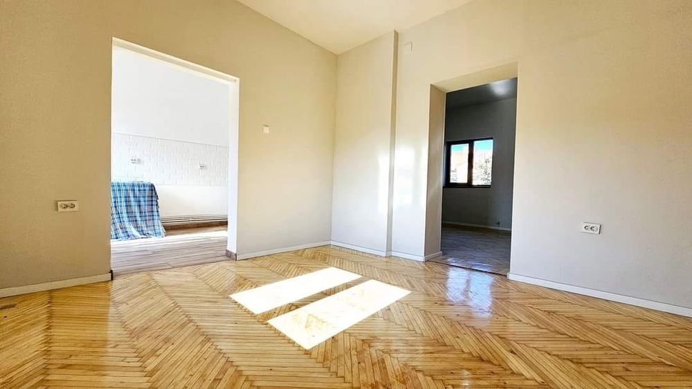 Apartament de vânzare