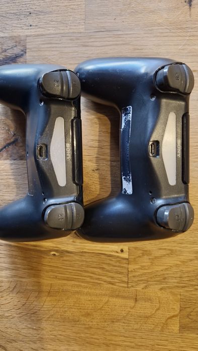 Controllere originale PS4
