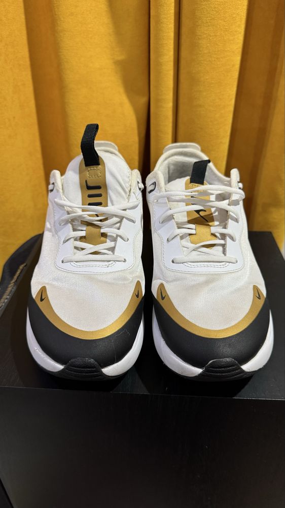 Продавам Nike 37.5