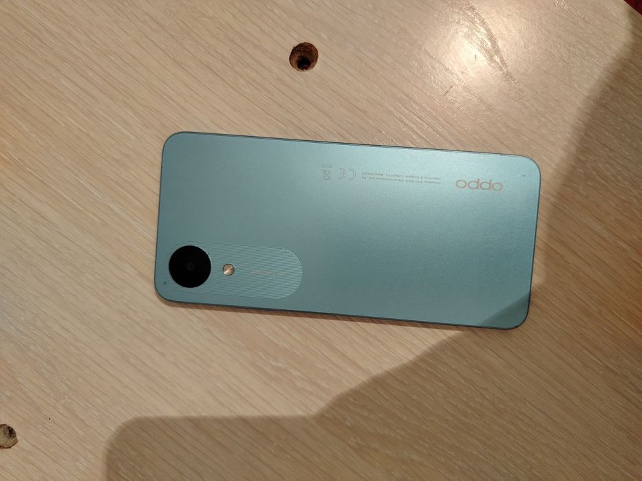 Оппо  17к телефон