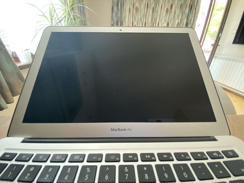 MacBook Air (13-inch, Early 2014)
