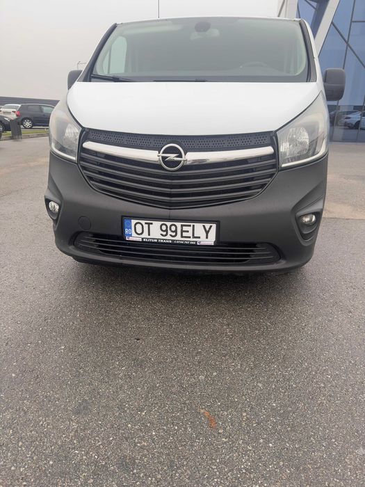Opel Vivaro, 8+1, 2016, model lung, 1.6 diesel biturbo, euro 6