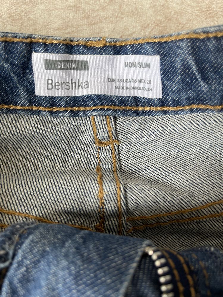 Джинсы Bershka 38 (М) размер