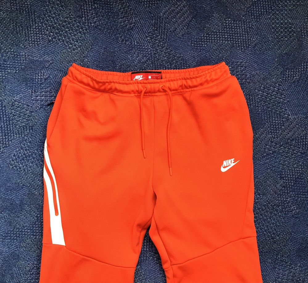 NIKE Tech Fleece Jogger ОРИГИНАЛНО мъжко долнище - M