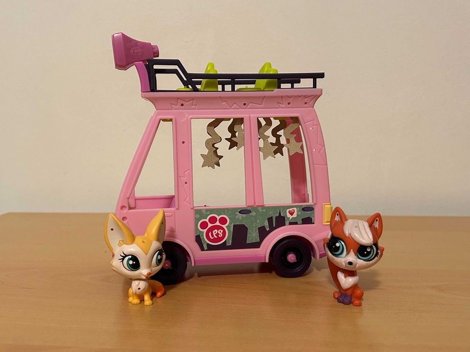 Set Littlest Pet Shop masina + 2 LPS originali