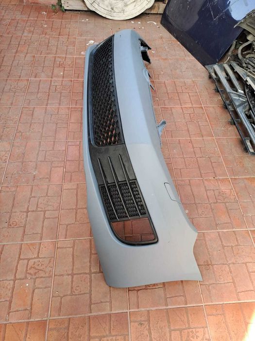 Bara fata noua completa VW Golf 6 GTI/GTD cu gauri spalator