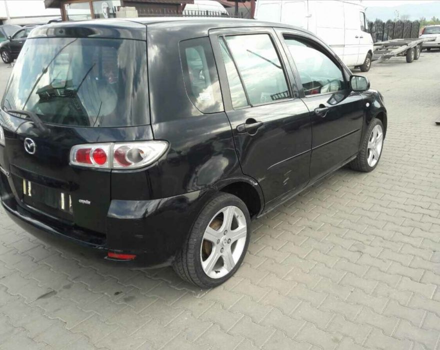 Mazda 2,1.4I/1.4d /2005г-На части