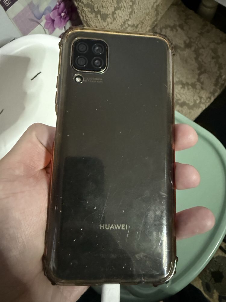 Хуавей Р 40 состояние хорошее