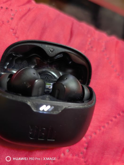 JBL Tune Beam слушалки