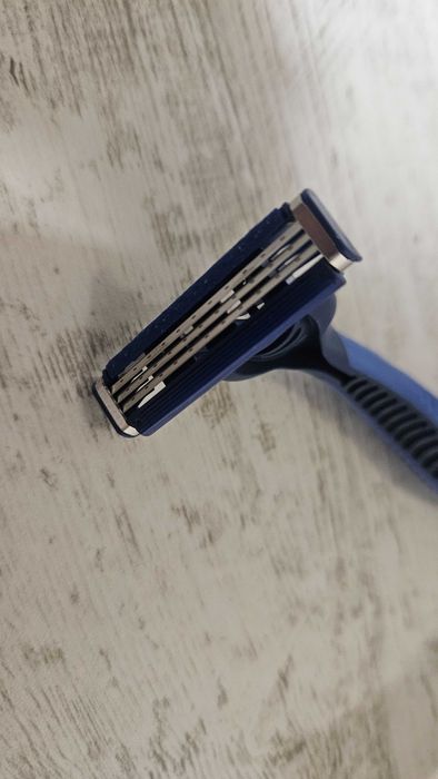 Gillette Blue 3 Plus Самобръсначки за еднократна употреба