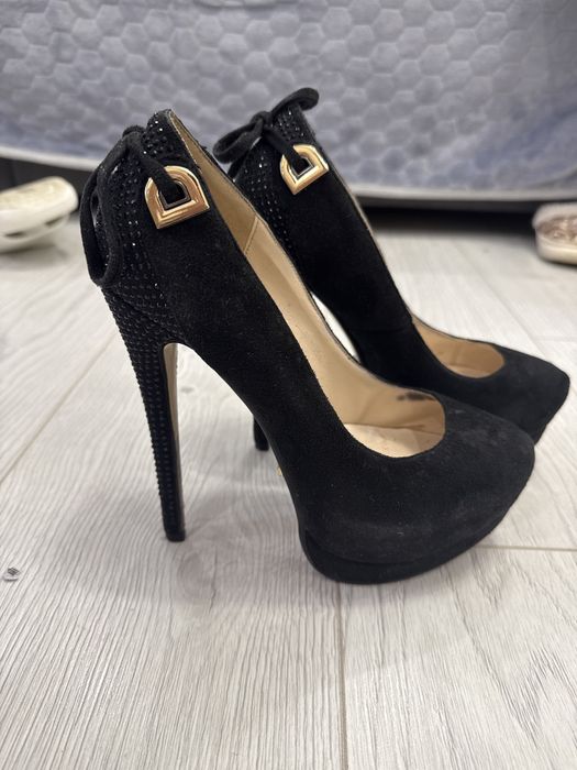 Отдам туфли бесплатно