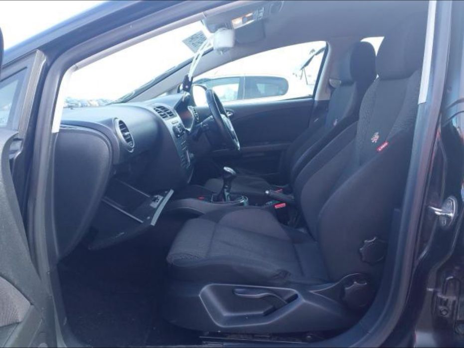 Seat leon fr  На части