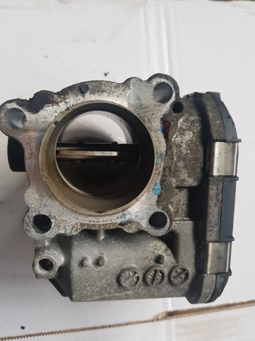 Clapeta acceleratie Renault Laguna 3 , Trafic 2.0 DCI 8200330810