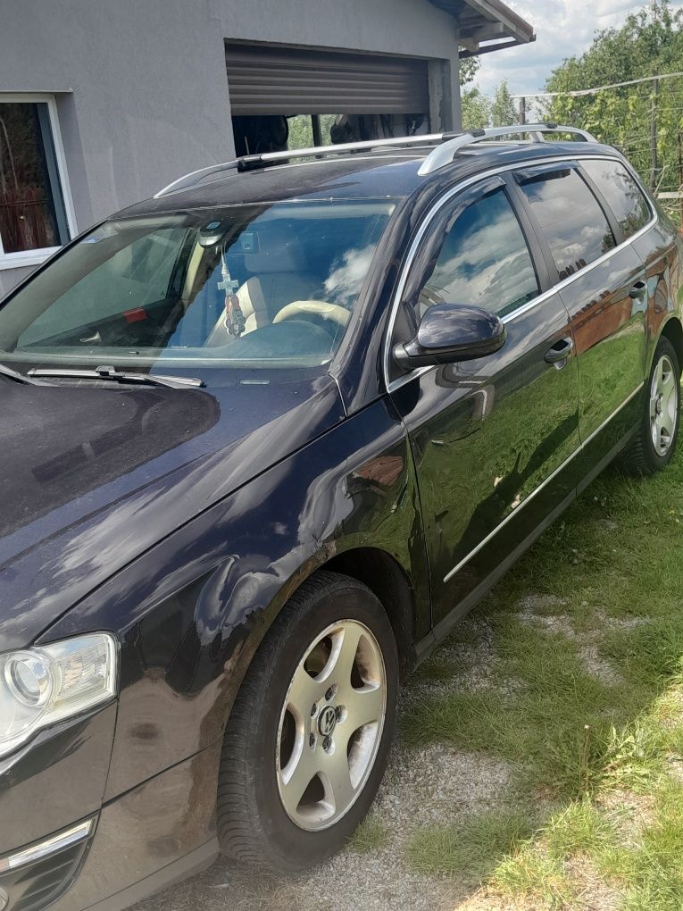 Vând Volkswagen Passat b6