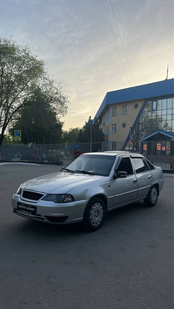 Продам Нексия  2