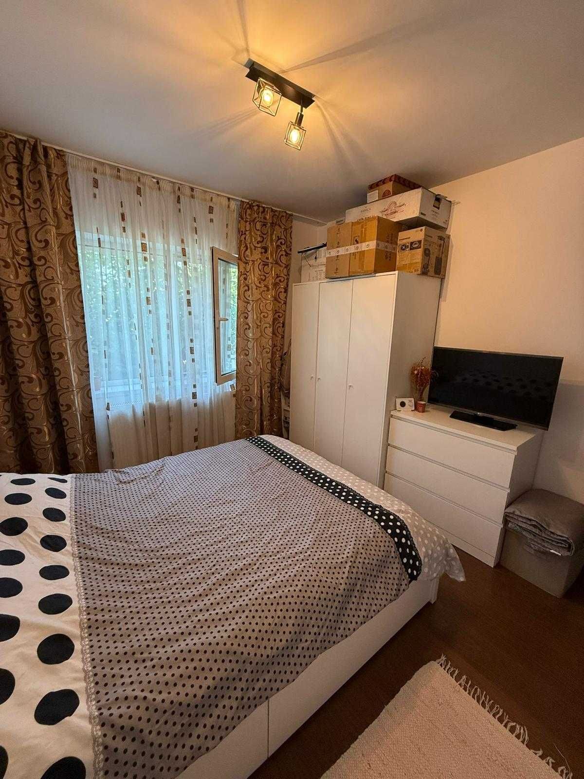 Inchiriez apartament Dumbrava Nord