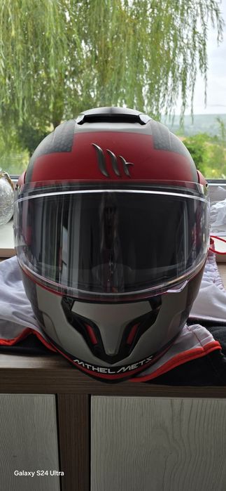 Casca moto flip up